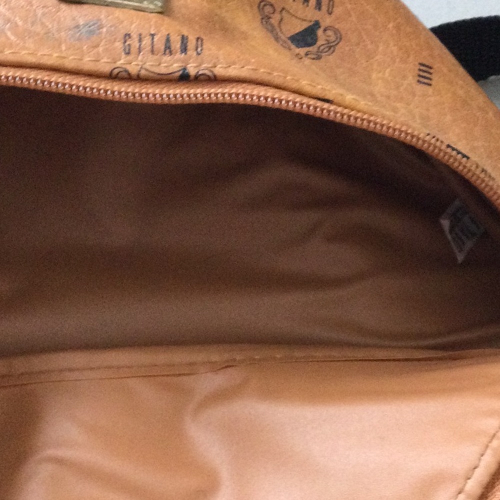 RARE Vintage Gitano Fanny Pack - Picture 5 of 5